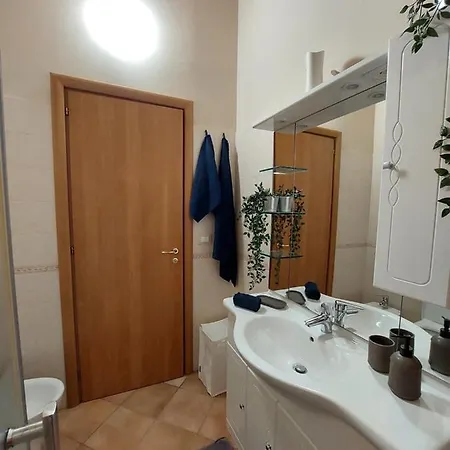 La Casa Ad Ovest * LʼAquila